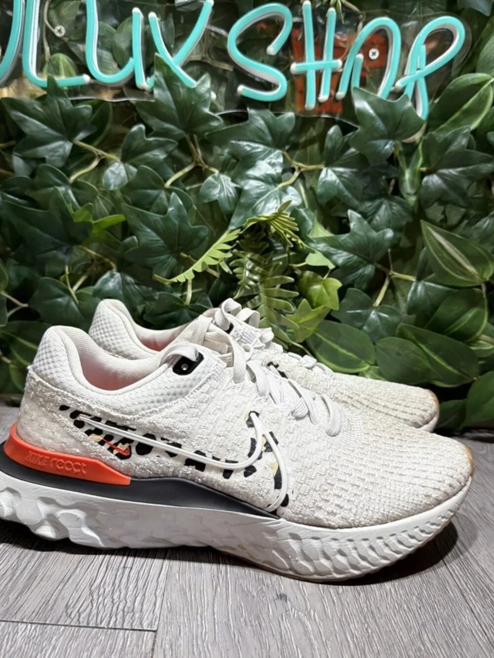 Nike React Infinity Run Flyknit2 White Black Running Shoes Sneaker Women 9.5 - Picture 1 of 10